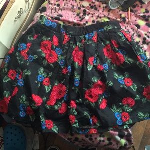 Floral print skirt